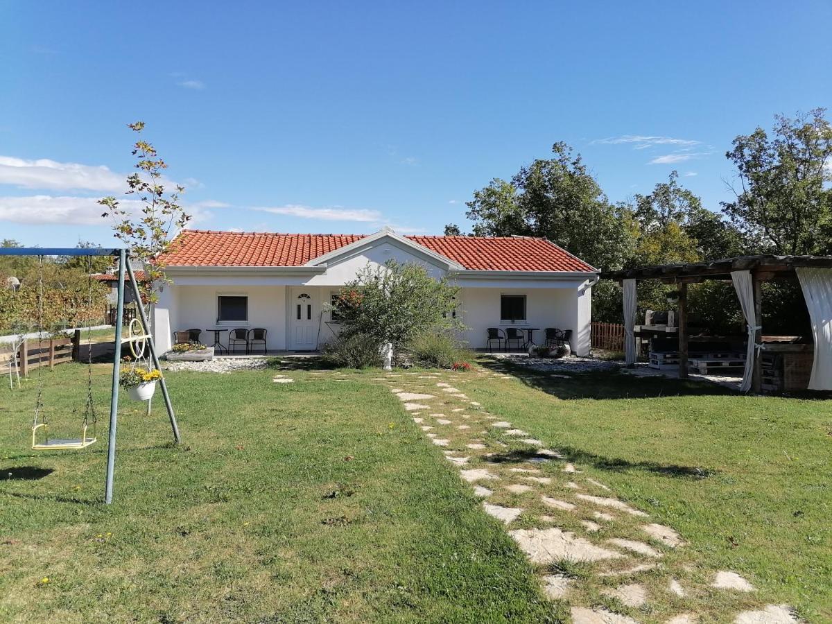 Holiday home Kristalni Slap Kravice